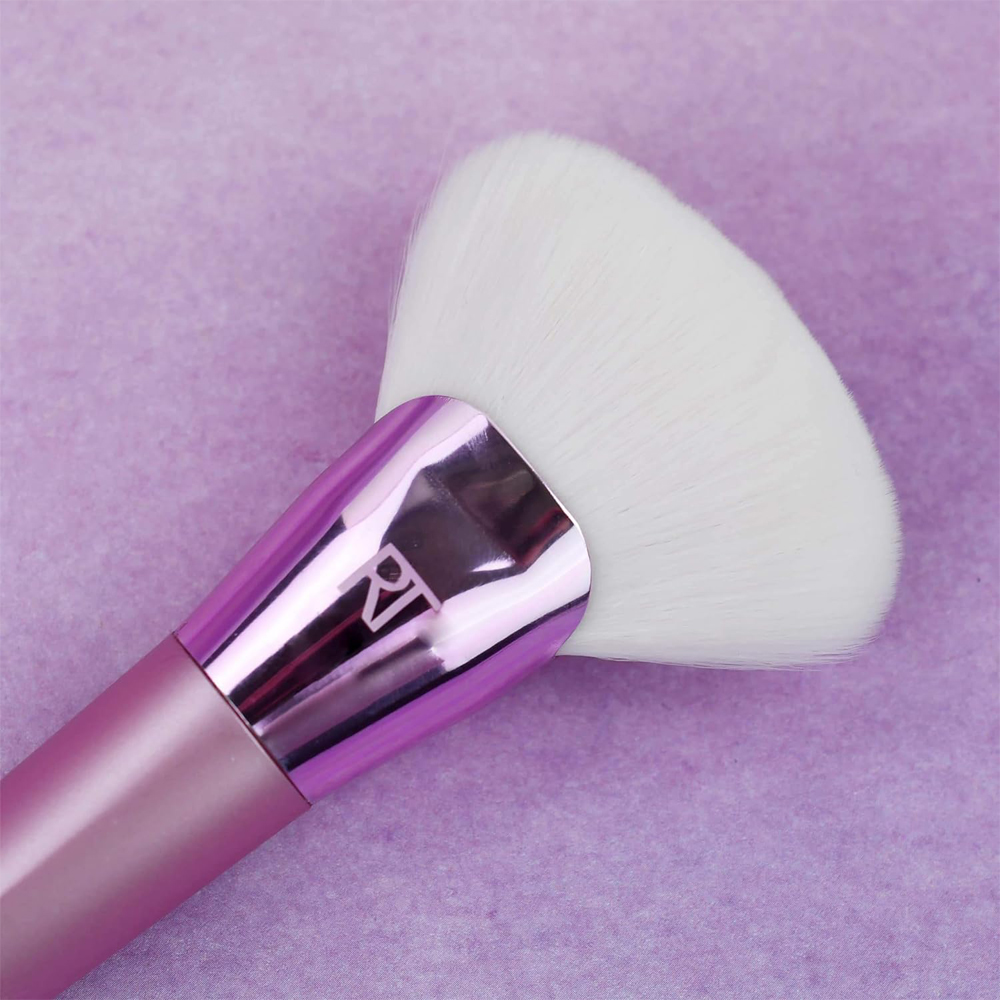 Cashmere Dreams Cream Brush
