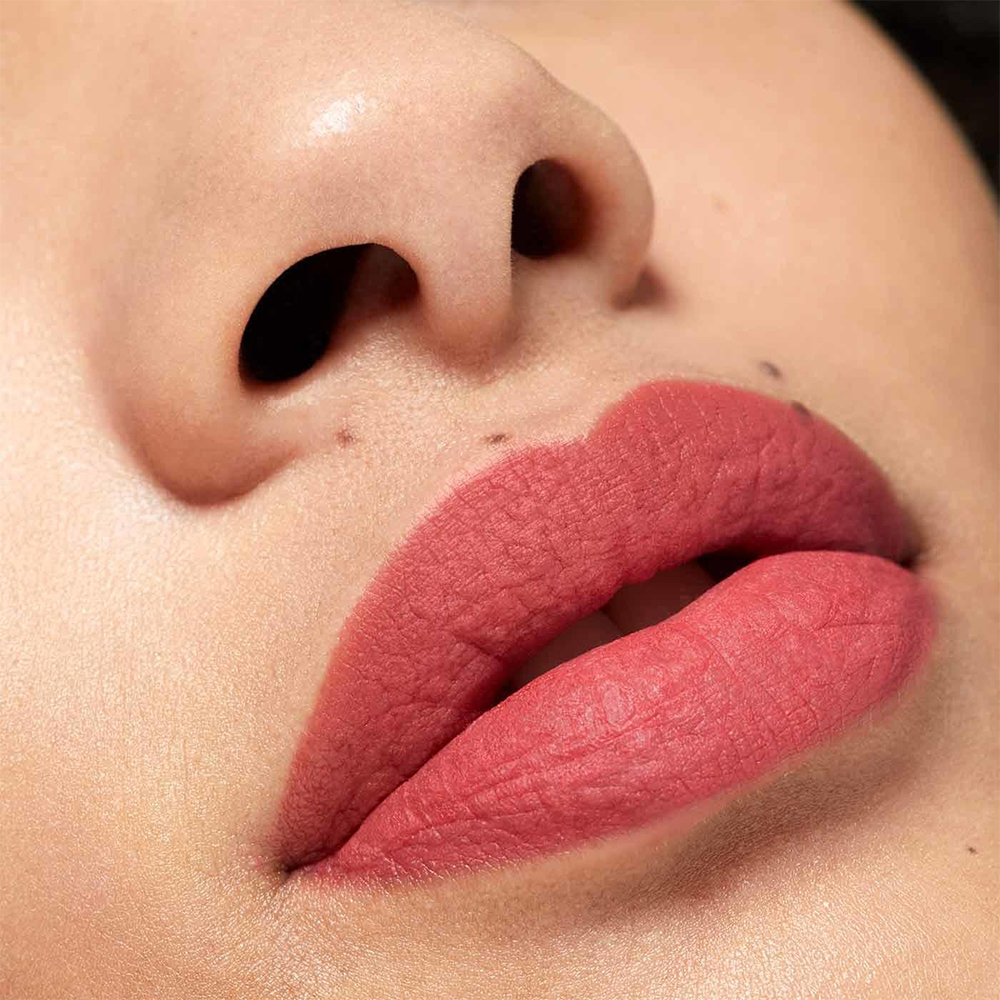 80062530 - VELVET LIP PERFECTOR 02