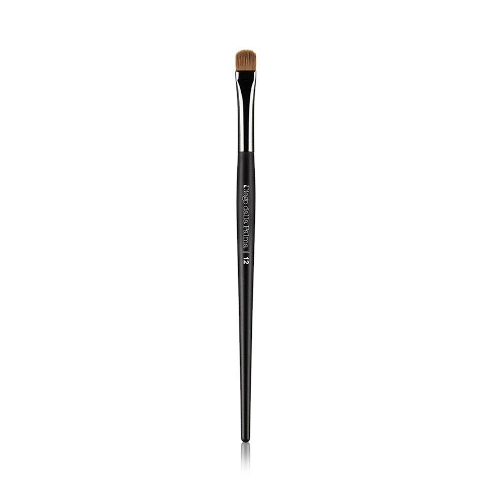 Eye Brush for Extensive Shading and Smokey