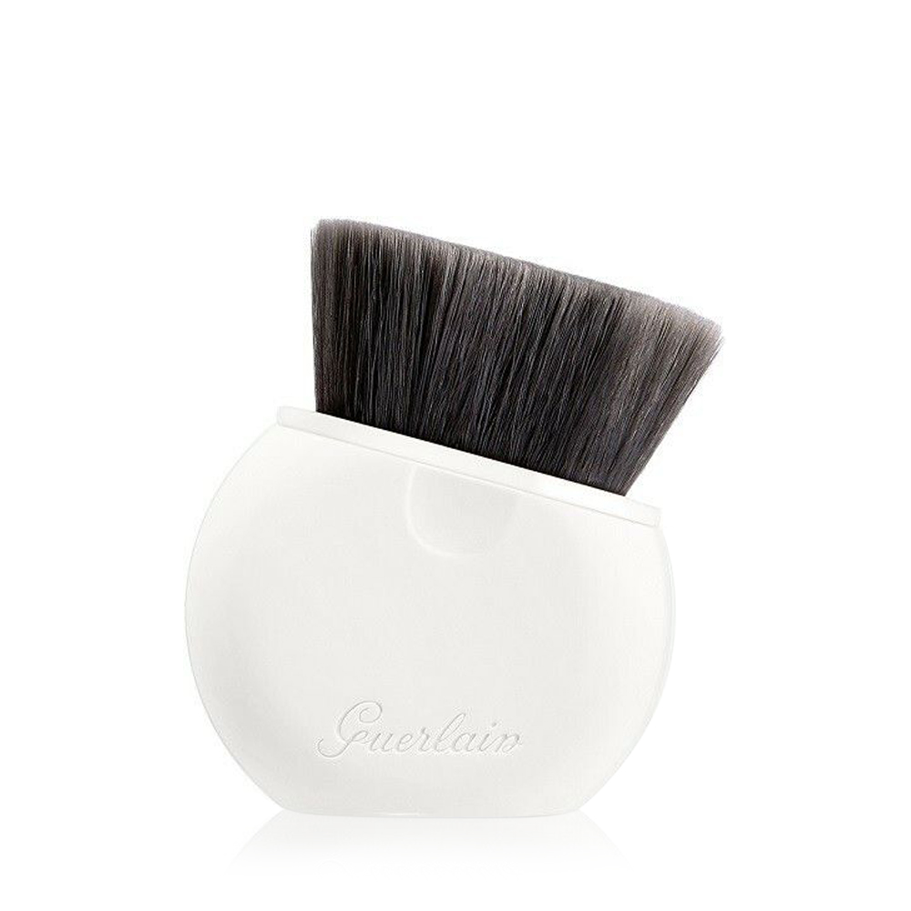 L'Essentiel Retractable Foundation Brush
