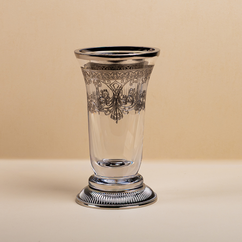 مبخرة زجاجية بتفاصيل برونزية وقاعدة معدنية