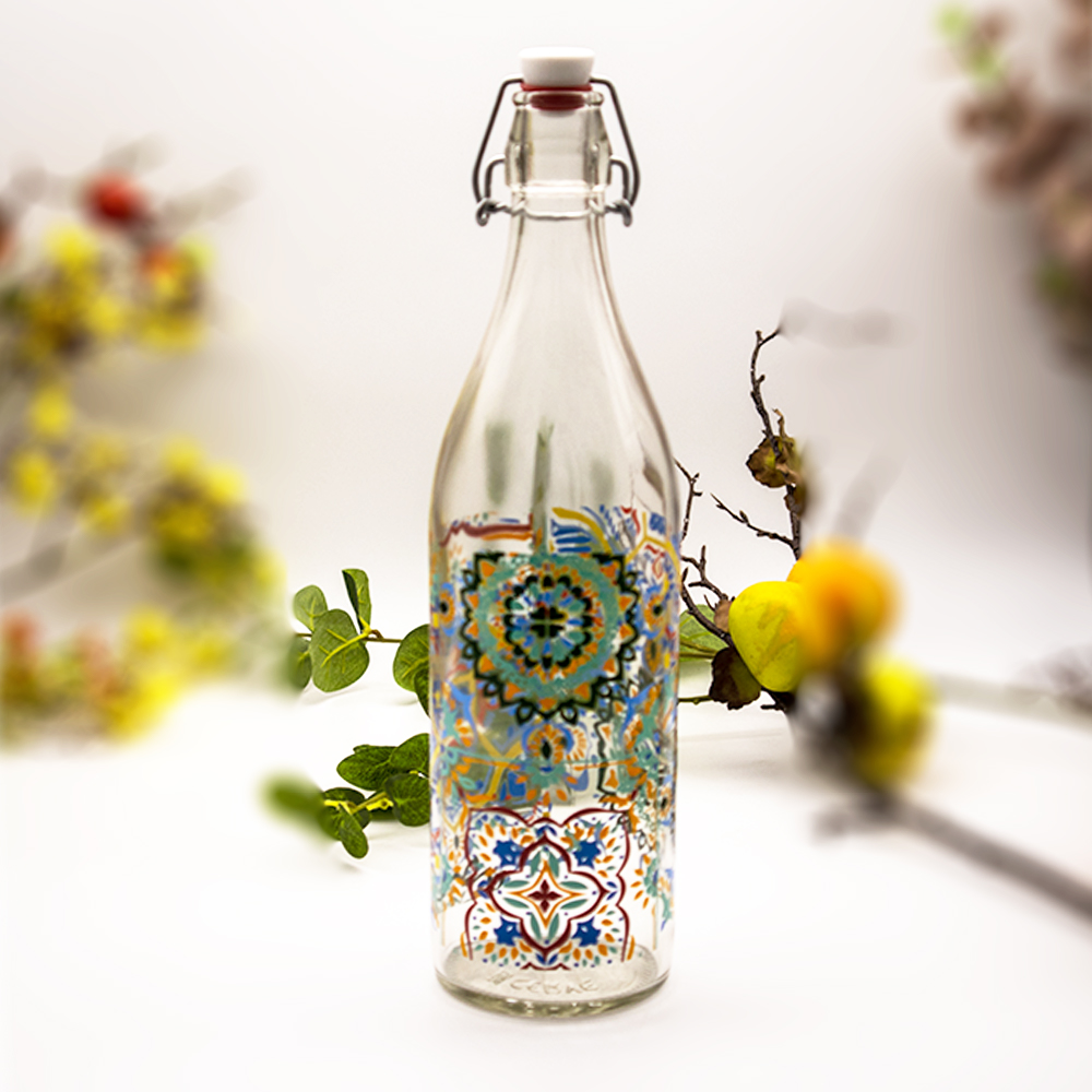 Colorful Pattern Water Bottle with Lid - 1 L