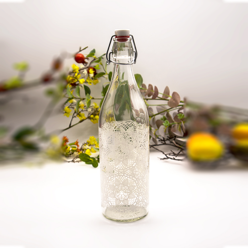 Dantelle Glass Water Bottle With Lid - 1 Litre