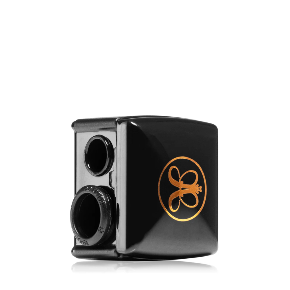 مبراة اقلام المكياج